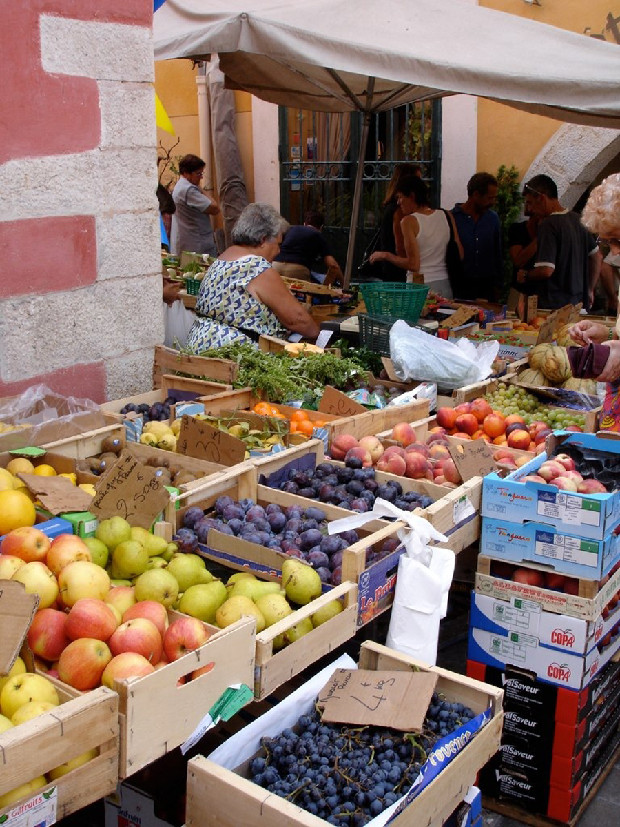 Market day in Valbonne