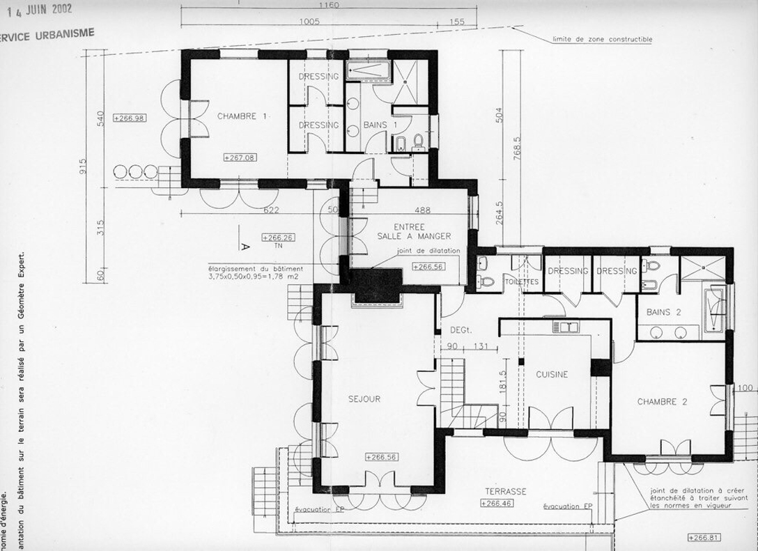 Upper level floor plan 